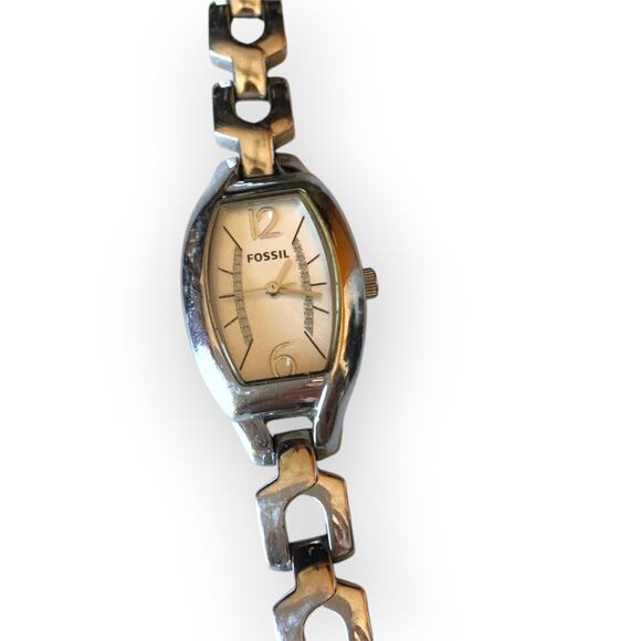 Fossil silver tone ladies' watch - nonticking - Picture 1 of 11